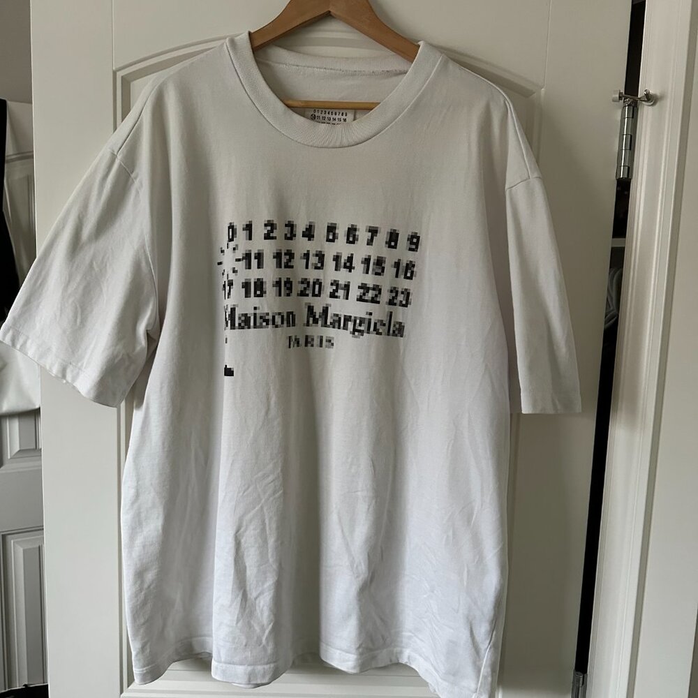 Margiela Pixel Numbers T